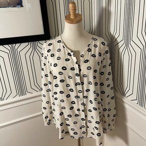 JOIE l Silk Purine Lip Button Down Blouse l Size Medium